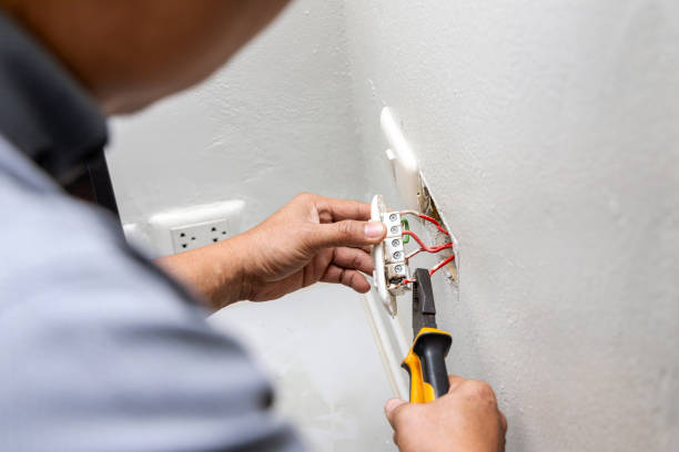 Best Commercial Electrician Services  in Hollywood, SC